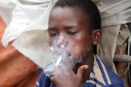 أكثر من 10% من المراهقين على مستوى العالم مدخنون